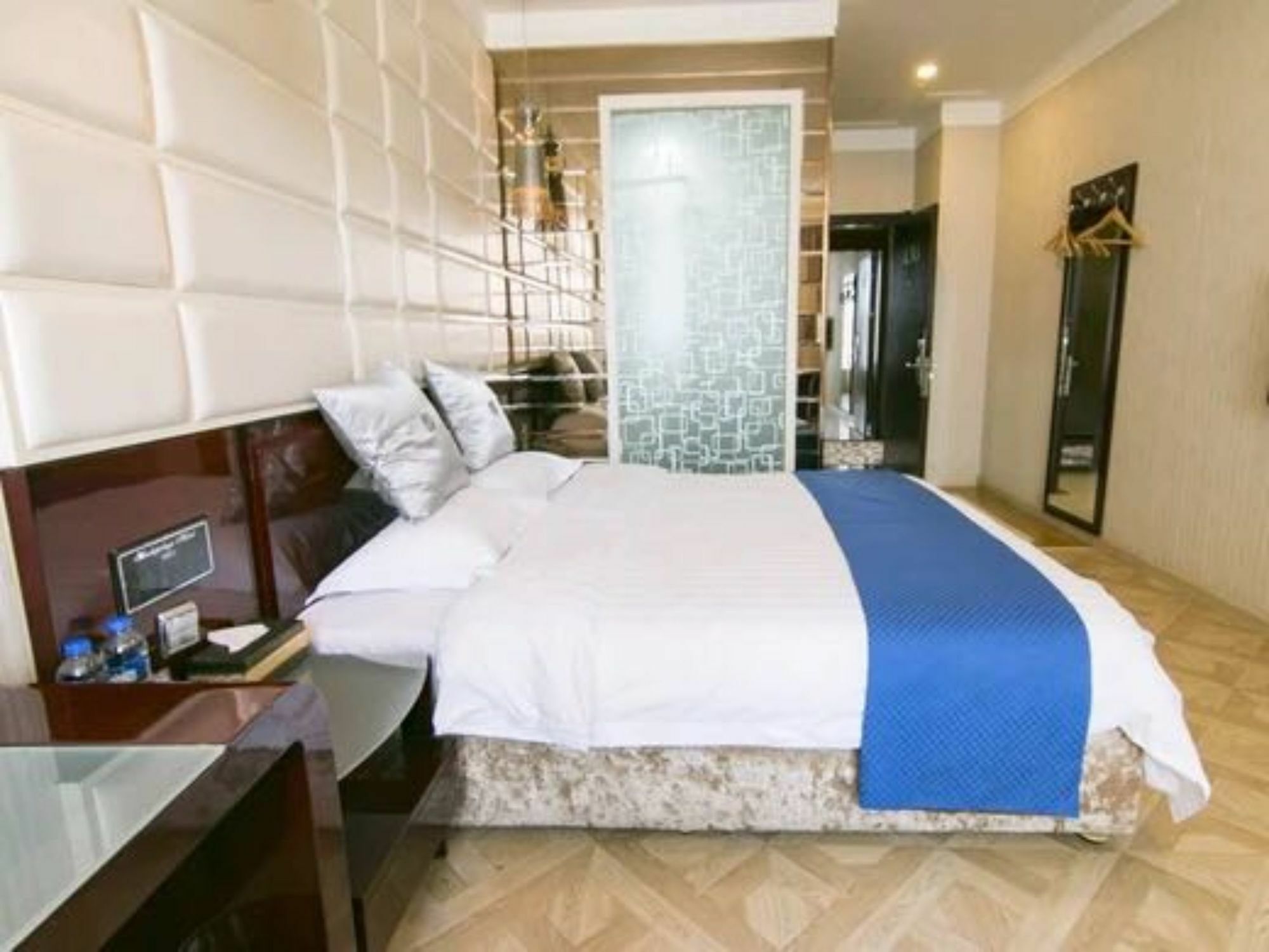 Tianjin Bindao Business Hotel Binhai  Buitenkant foto